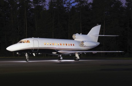 Falcon 900B #82