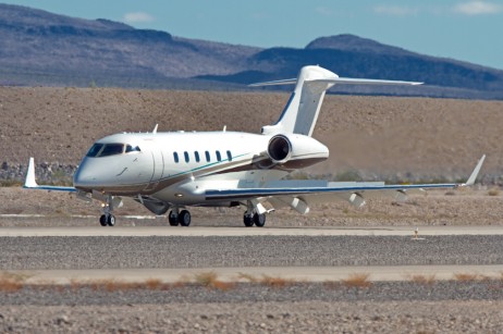 CL300_sn#20041_extsaleshot_ss_