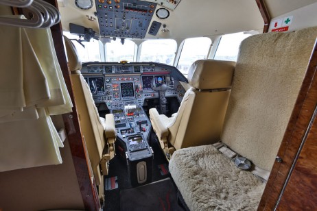 Cockpit Jumpseating: The Best Seat in the House - Aviation News