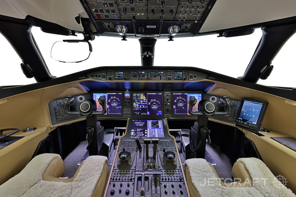 2015 Bombardier Global 6000 S/N 9612