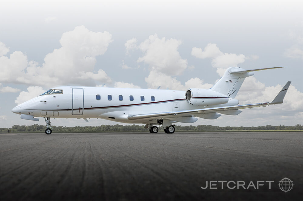 2005 Bombardier Challenger 300 S/N 20058