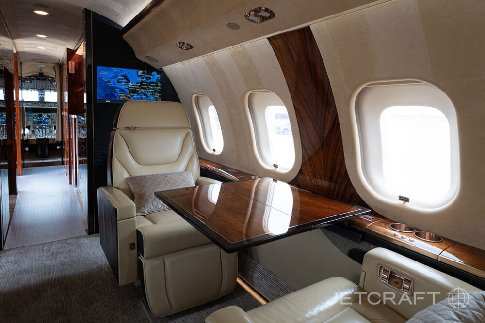 2012 Bombardier Global 6000 S/N 9437