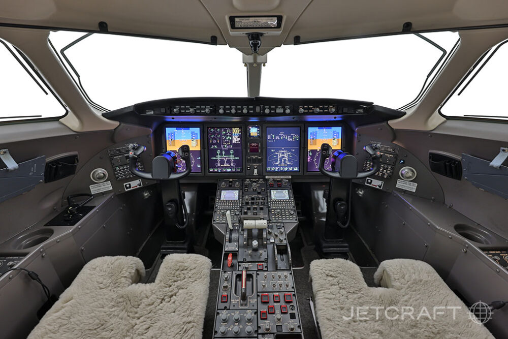 2007 Bombardier Challenger 300 S/N 20164