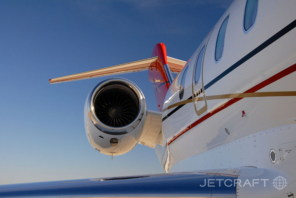 2006 Bombardier Challenger 300 S/N 20110