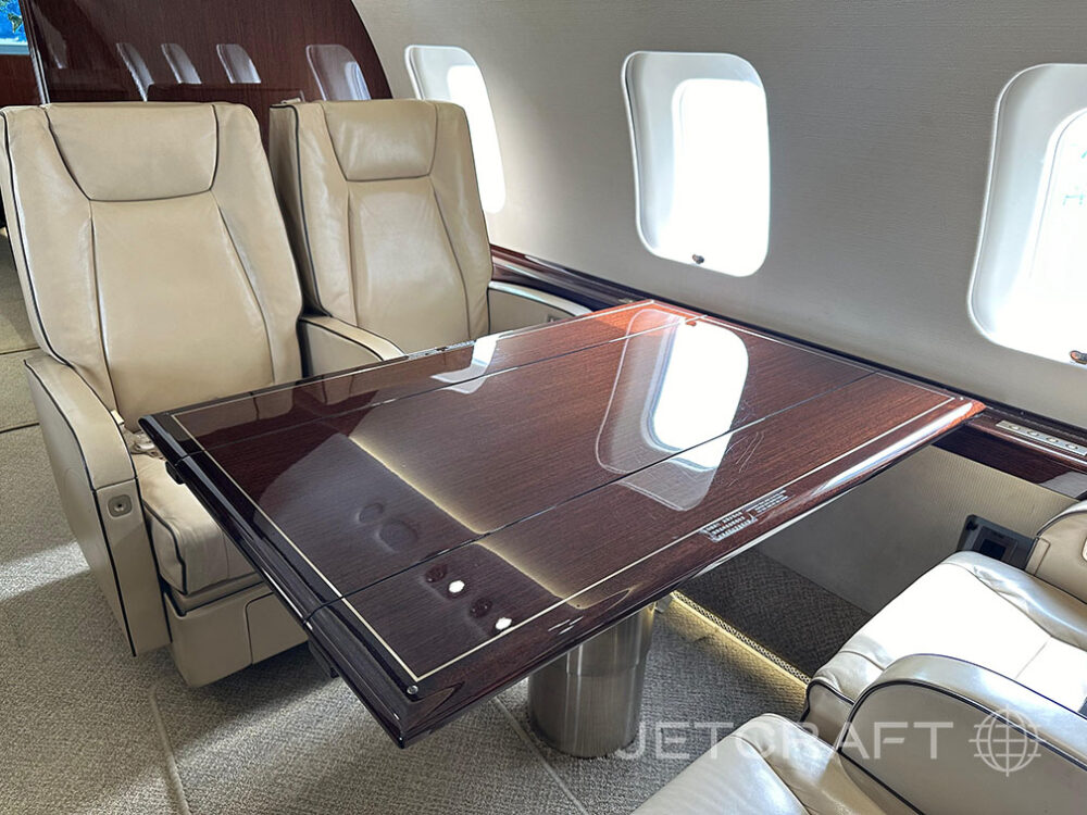 2015 Bombardier Global 6000